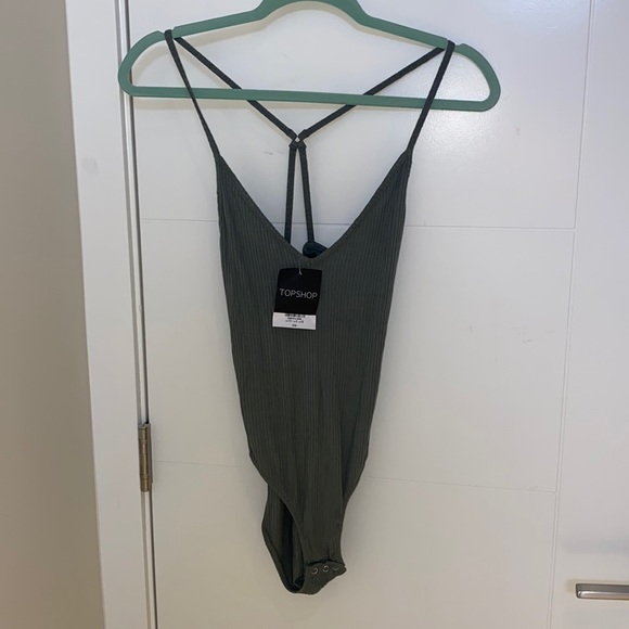 NWT Topshop Strappy Ribbed Bodysuit Olive Green Size 8 - Picture 2 of 4